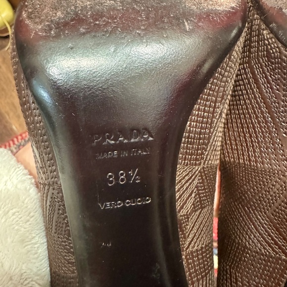 Prada brown leather heels - Picture 6 of 7